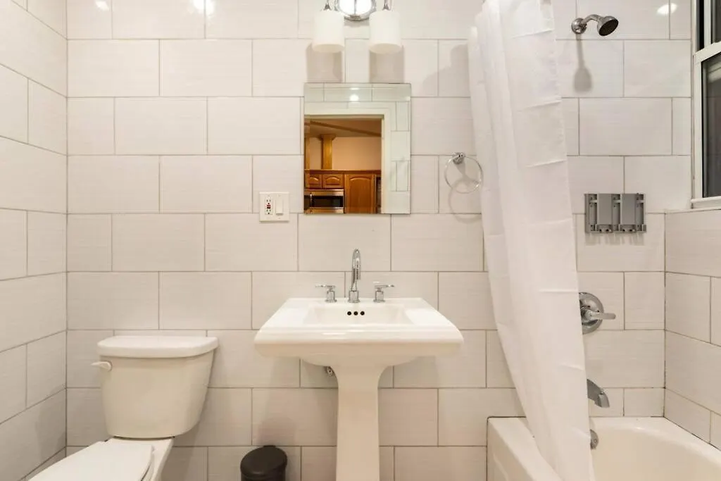 9Away In The Bronx Apartment New York Homestay